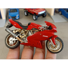 Модель мотоцикла Ducati (1/18)