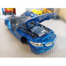 Модель автомобиля BMW Z4 (1/24)