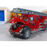 Модель пожарной машины Магирус/Magirus Deutz (1/50)