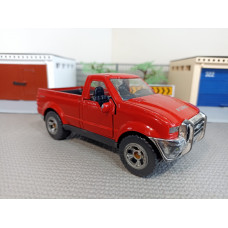 Модель автомобиля Ford F-350 №6 (1/32)