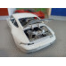 Модель автомобиля Porsche Carrera 911 (1/24)