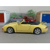 Модель автомобиля Porsche Carrera 911 №2 (1/24)