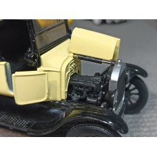 Ретро автомобиль Ford T (1/32)