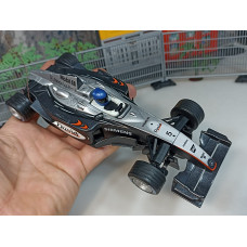 Болид F-1 №2 (1/24)