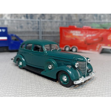 Модель автомобиля ЗИС-101А (1/43)