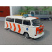 Модель автомобиля Volkswagen Kombi от IXO (1/43)