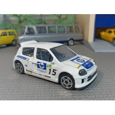 Модель автомобиля Renault Clio Trophy (1/43)