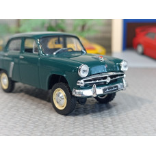 Модель автомобиля Москвич-410 (1/43)
