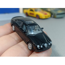 Модель автомобиля Jaguar S-Type R (1/72)