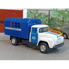 Модель автомобиля ЗИЛ-130 (1/52)