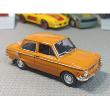 Модель автомобиля ЗАЗ 968А ушастый (1/43)