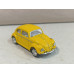 Модель автомобиля Volkswagen Beetle (1/64)