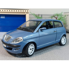 Масштабная модель Lancia Ypsilon (1/24)