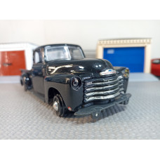 Масштабная модель Chevrolet 3100 (1/25)