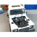 Модель автомобиля Land Rover Defender №3 (1/24)
