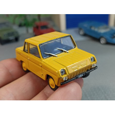 Модель автомобиля СМЗ-СЗД (1/43)