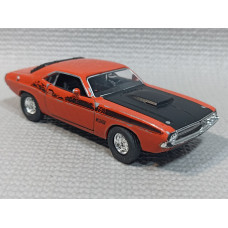 Модель автомобиля Dodge Challenger T/A 1970 (1/41)