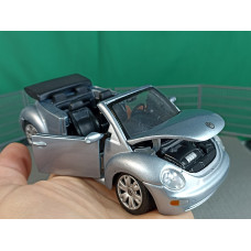 Модель автомобиля Volkswagen Beetle (1/24)