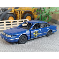Масштабная модель Ford Crown Victoria (1/43)