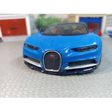 Масштабная модель Bugatti Chiron (1/24) Масштабная модель Bugatti Chiron (1/24)