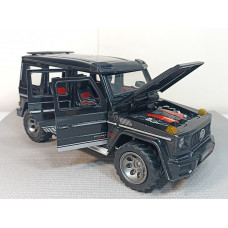 Масштабная модель Mercedes-Benz G-Класс №2 (1/18) Масштабная модель Mercedes-Benz G-Класс №2 (1/18)