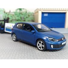 Масштабная модель Volkswagen Golf GTI (1/32)