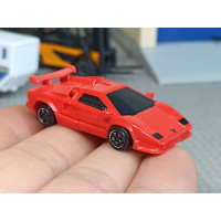 Машинка Lamborghini Countach (1/85)