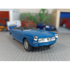 Масштабная модель Peugeot 404 (1/38)