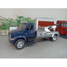 Модель грузовика International 4200 (1/43)