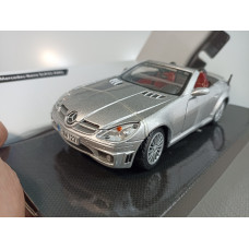 Масштабная модель Mercedes-Benz SLK55 AMG (1/24)