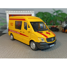 Масштабная модель Mercedes-Benz Sprinter (1/41)